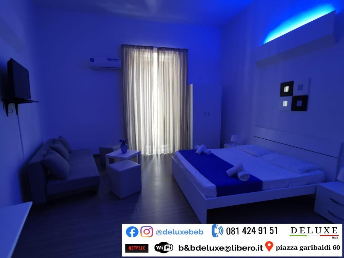 Deluxe B&B Napoli Central Station Naples Exterior photo